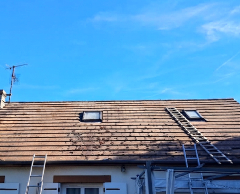 nettoyage toiture saint denis en val en cour de grattage